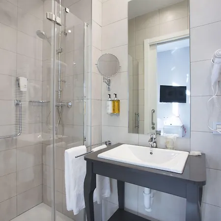 Pensionat Legazpi Doce & 4*