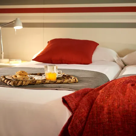 Legazpi Doce & 게스트하우스 4*