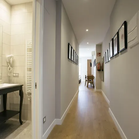 Guest house Legazpi Doce & 4*