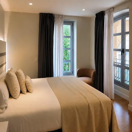 Penzion Legazpi Doce & 4*