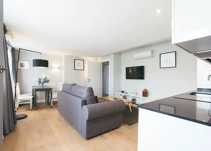 Legazpi Doce & 招待所