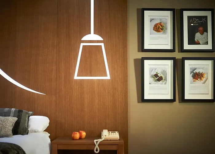 Legazpi Doce & 招待所 4*