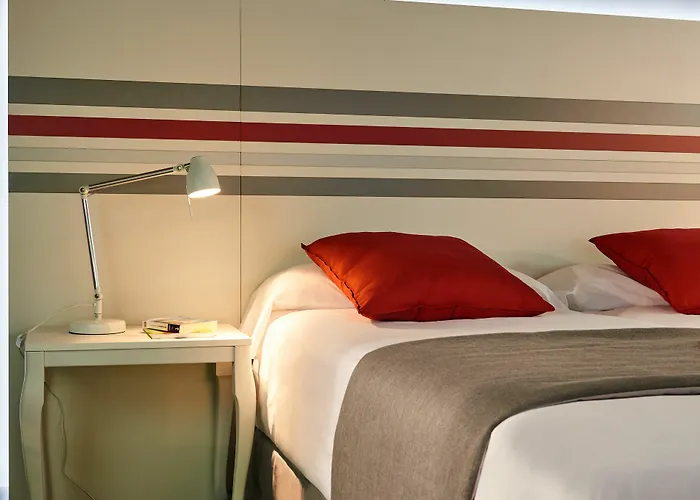 Legazpi Doce & 招待所