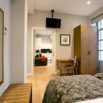 Pensjonat Legazpi Doce Rooms&suites